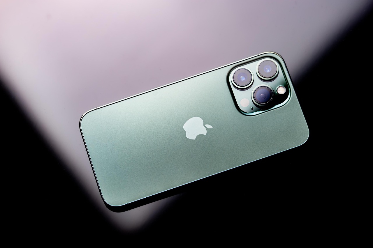 Coques iPhone 15 : protection élégante et résistante pour votre smartphone Apple